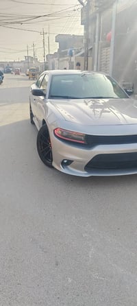 جارجر  2015 للبيع سياره جديده مكينه كير كسل تخم تاير جديد سياره ما عوز...