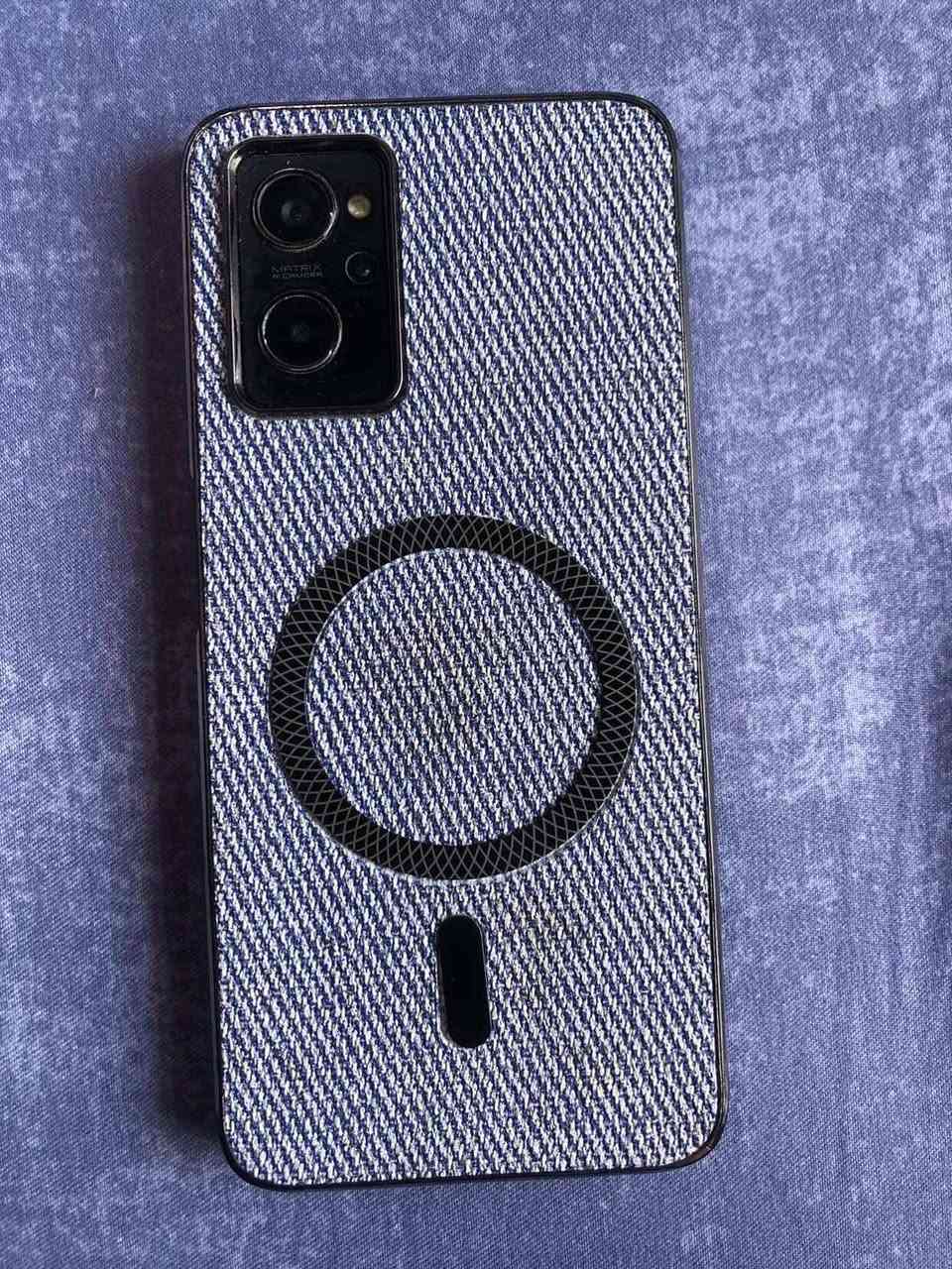 ريلمي 9i 

الذاكرة 128 الرام 12 6+6
شاشة 90 هرتز
الجهاز شغال شرط بدون خلل بصمة كامرات كلو شرط جهاز نضيف السعر 80 شراي راسلني أو اتصل ***********
