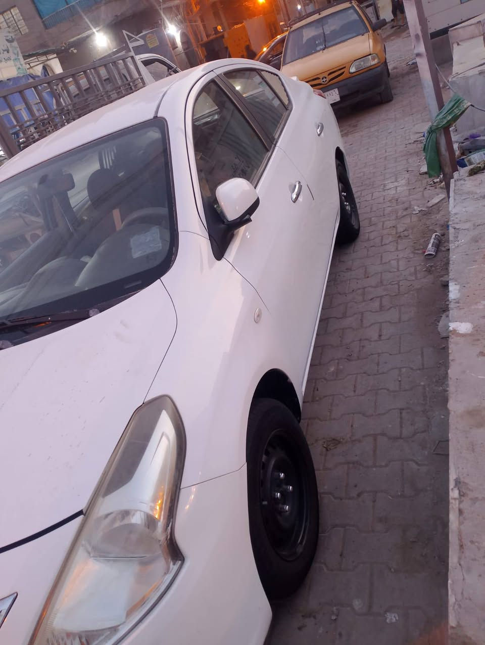 السلام عليكم اخوان سني هندي (بليته زركة) للبيع موديل 2019 ماشية 101 كم (رقم بغداد سنوية بأسمي)تحويل ثاني يوم( رقم انكليزي جديد)السونار مال سيارة موجود وجديد افحص الي يعجبك بيهه بارد اماكن(كير مكينه تبريد ثلج كله مكفول) معروضه السيارة ب 100 تعال شوف وتدلل📌بغداد /الحرية ***********

