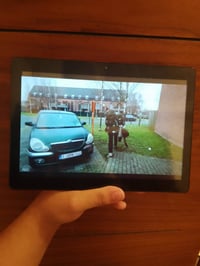 اسلام عليكم ايباد ذاكره 64حجم  10انج شغال وكلشي مابي فقط خدوش بل شاشه ...