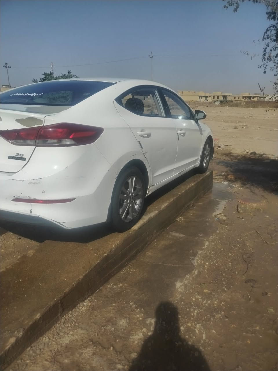 النترا ١٨ خليجي محرك ٢٠٠٠ تبريد قطعتين لونه ابيض بيه تقشير صبغ شي بسيط ب١١٨ وبيه مجال رقم مثنى مكاني ناصريه للاستفسار رقم موبايل ***********
