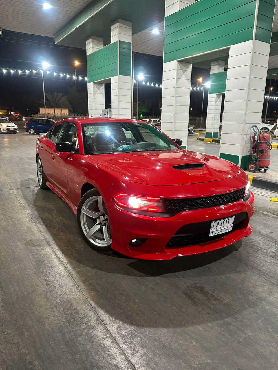 جارجر 2018 ارتي باب خلفي فقط اثر تخريب بدون ضربه بنيد تحديث باقي كفاله سياره حيل نضيفه سعره مناسب بيع مستعجل سعر 160مجال بسيط جدا ماكو هيج سعر ***********
