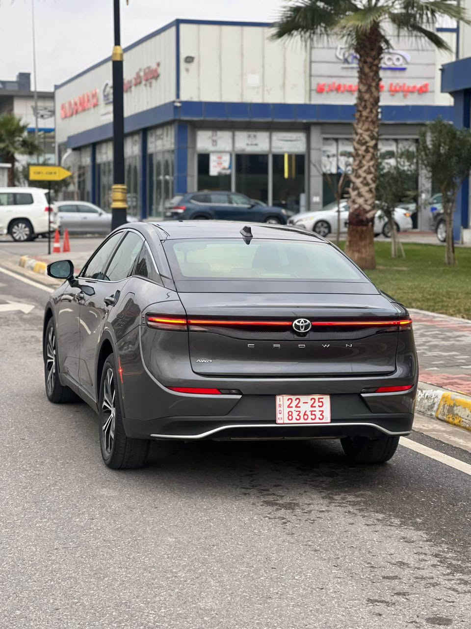 Toyota Crown   2023  XLE 
وارد امريكي 
السعر  265$ ورقه و مجال بسيط
عداد المسافة 64كيلو متر
حجم المحرك 4 سلندر (2.5L)
السياره هايبرد +بانزين
السياره هايبرد 
🔴 مواصفات xle :
نقاط عمياء بالمرايه
السياره بصمه
شاشه كبيره لمس
كشنات هيتر
شحن لاسلكي موبايل
رادار أمامي(تحديد مسار)
رادار جانبي (نقاط عمياء)
رادار خلفي(التحذير من الاصطدام)
تحكم وضعيات القيادة ECO,NORMAL,SPORT
مانع انزلاق+ABS
منافذ AUX+USB
حساسات خلفية+كاميرا
شاشة لمس
تحكمات استيرن
وبقية المواصفات المعروفة xle
الضرر كما موضح بالصوره
كاتي تترقم شمالي فقط 
رقم تلفون و واتساب ☎️
*********** Singapore
