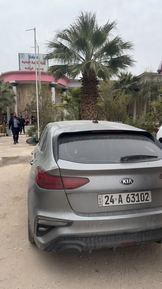 السلام عليكم كيا فورتي ٢٢ مكينة ٢٠٠٠ دوش السيارة كاملة من كلشي تبريد ثلج حدادية كاملة تخم تايرات السيارة تاخذهة متصرف عليهة متوازي ع البيع 
الشراي يتصل 
***********
متوفر واتساب
