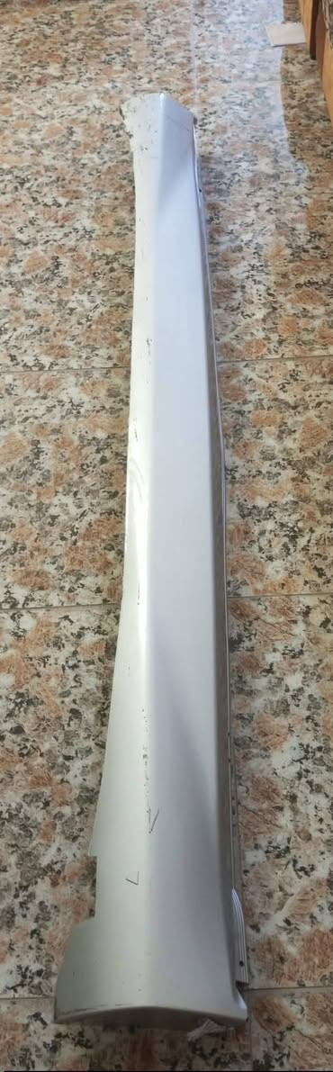 سلام عليكم غراض تفصيخ  للبيع
ترايش دورنكو اصليات شرط سعرهن. 140 

جك دورنكو شرط اصلي وفره مامفتر ب100
دوسه دورنكو جهه سايق من مديل 21 الئ 24 سعره 140 اصليه شرط 
مكاني ناصريهاللاستفسار ***********
