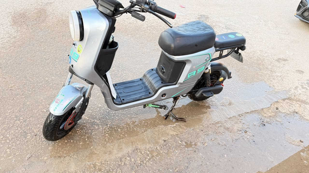 R9بطاريات جدد شادله ب210 كهربائيات شغاله كله ماناقصه شي 
ب375
***********
محاويل
