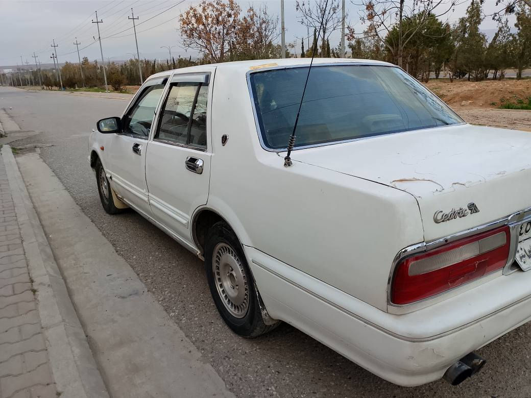 سلاوى خواتان ليبيت نيسان سدريك 
كيرومه كينه ى زور به زبوت و بيكيشه يه 
جام كاربا ته زجيل و سماعه كيج و كارباى و هاند بريك و هه موى ئيش ئه كات 
سه ياره كه عاتلاتى نيه و زور بى كيشه يه مالى فه قيره باره ى علوجيكه سه نه وى ئه سليكه ى ون بوه ساحب سه نه وى مه وجوده غرامه ى نيايه له سه ر كرياره سعرى علوجيكم نوسيوه سعرى 24 وه ره قه و معامله يه برايانه ناونيشان جمجمال السليمانية, العراق


**إذا كنت صاحب هذا الإعلان وتريد حذفه لأي سبب، رجاءا أرسل رسالة إلى الدعم الفني**