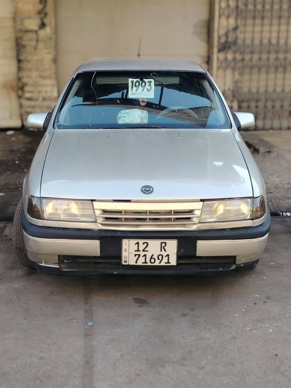 اوبل فكتره للبيع موديل 93 بس تحويل بدون وكاله *********** موصل, نينوى
