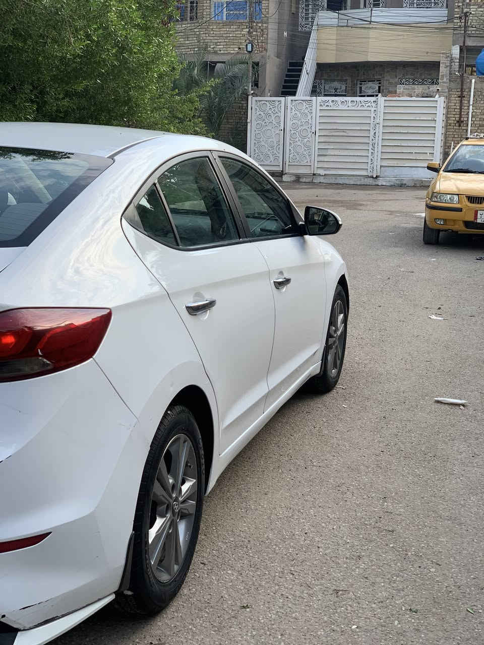 سلام عليكم النترا خليجي فول موصفات ماعده بصمه وبيها قطع وحده سعر 143 وبيها مجال للطبين مكاني بغداد بسمي سياره رقم بغداد نكليزي جديد سونر موجود ***********
