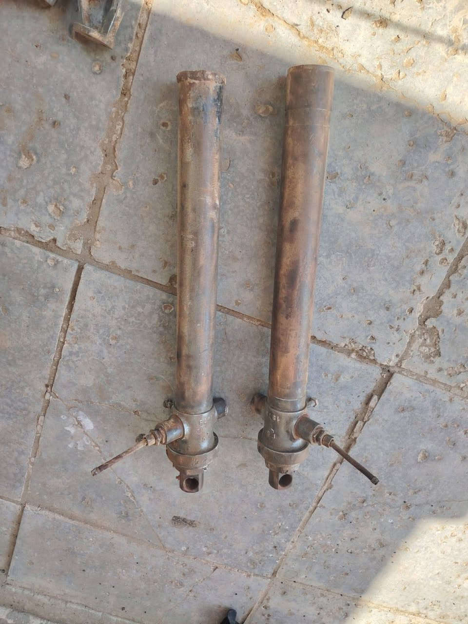 سلام عليكم جكات رفع أصليات للبيع المكان الديوانية ***********
