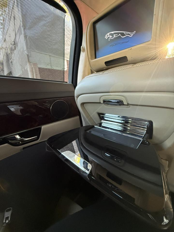 سياره للبيع جاكور وارد خليجي وكاله سردار فول مواصفات (يتم الصيانه شركه سردار فقط) ***********
