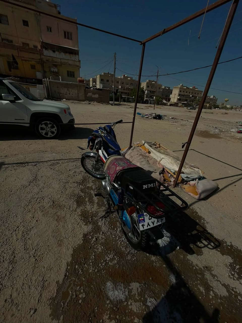 سلام عليكم دراجه أربعه كير نامه موديل2027للبيع لون اسود دراجه مكفوله كفاله عامه من الجاملغ لجاملغ مكينه مامفتوحه دراجه شلعه ومعدل السعر 875وبيهه مجال المكان كربلاء الرقم ***********
