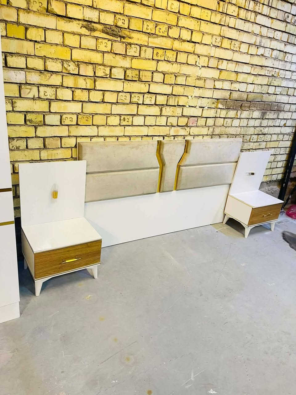 غرفه ترڪي مستخدم 🇹🇷
5قطع 
نضافه 95\💯
نضام ابواب 💢
مع شد🪛 ونقل 🚚  مجاني  داخل بغداد  محافظات بكروه ***********
