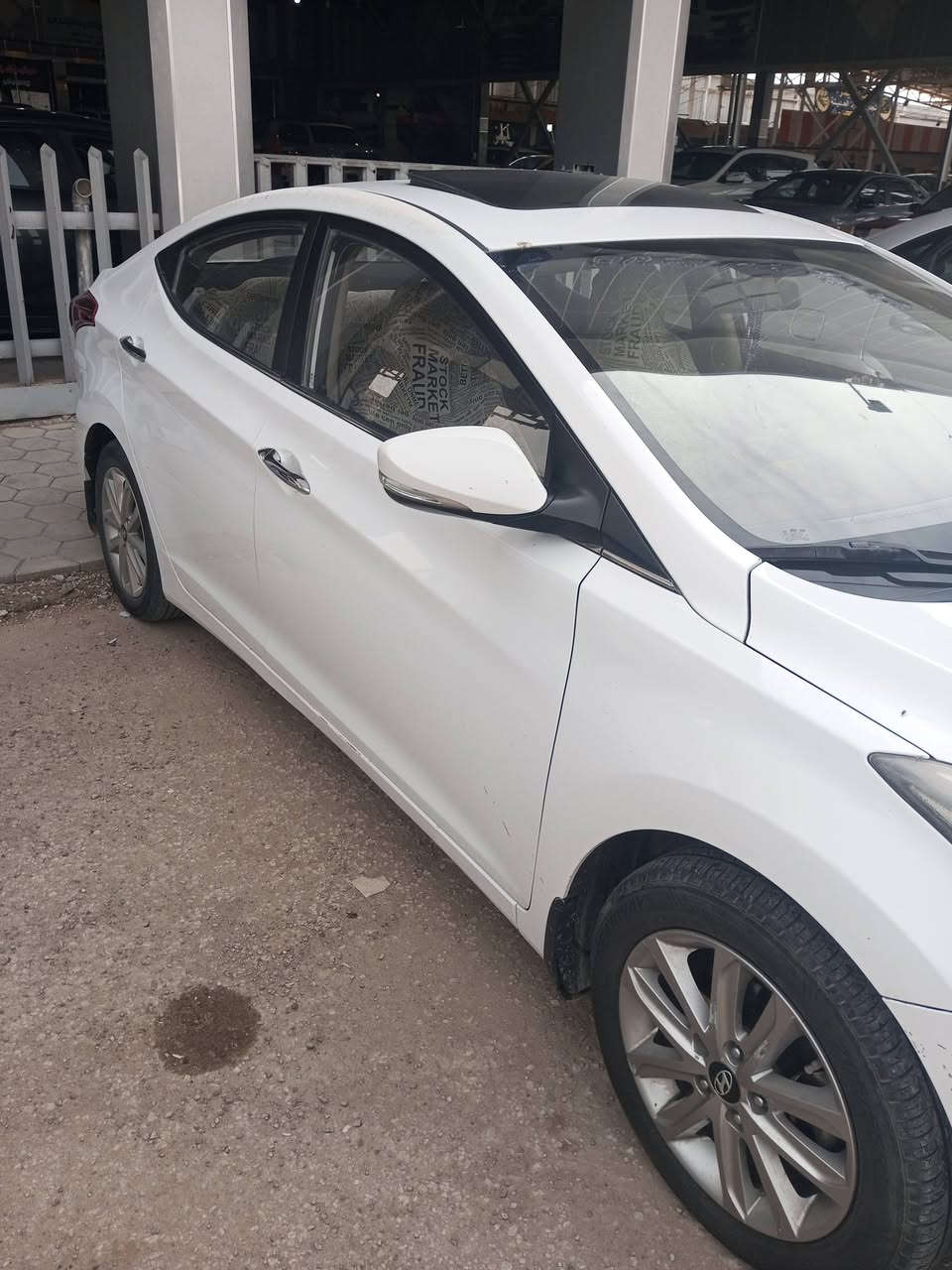 السلام عليكم انتره للبيع مكينه 1800 موديل 2015بيها قطعتين السعر 120وبيها مجال المكان النجف قضاء المشخاب الرقم ***********
