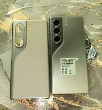 كامون 40 برو • ٢٥٦ جيجا/٢٤ رام • كاميرا ٥٠ ميجا OIS