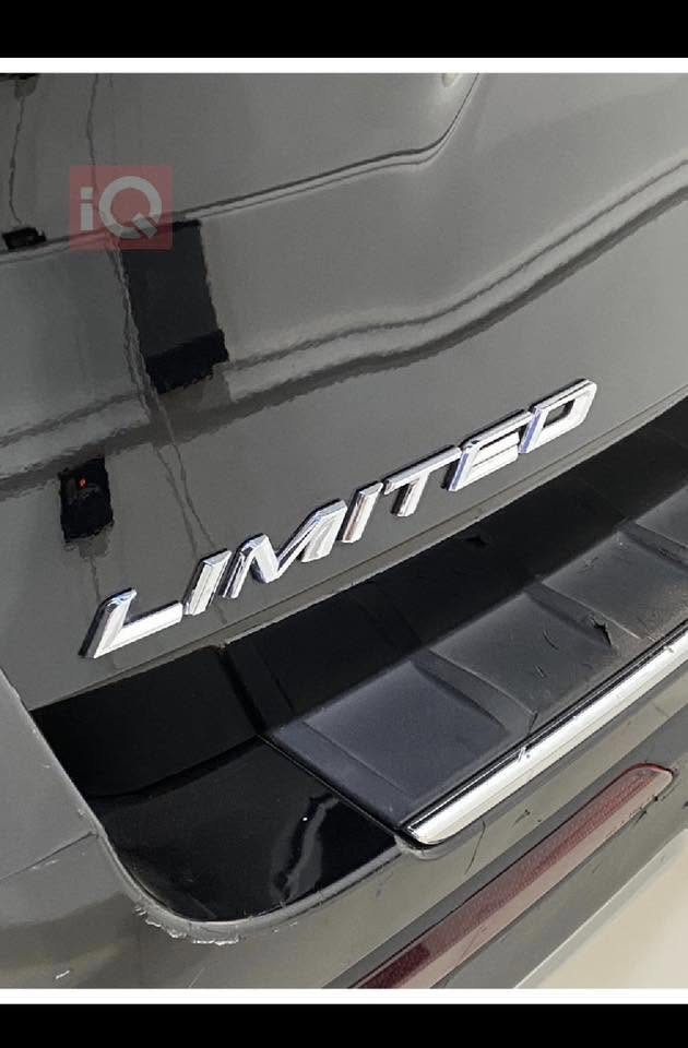 ‏𝐅𝐎𝐑𝐃 𝐄𝐗𝐏𝐋𝐎𝐑𝐄𝐑 limited 2020
‏‎فورد اكسبلور موديل 2020
‏VIN: 1fmsk8fh9lga08278
العداد :   83  الف مایل
حجم محرك : ٤سلندر ٢،٣ توربو
الضرر جملغ امامي  من جهة سكن فقط
مواصفات : 
فول فول مواصفات ١/١
ئيكو بوست ( eco boost )
‏4*4 (AWD)
فتحة بانوراما
 بصمة ابواب 
بصمة تشغيل 
تشغيل عن بعد (Remote Start)
مرية شفط كهربائي 
صندوق شفط كهربائي 
شاشة دشبول ديجيتال
كاميرة °360
كاميرة امامي 
كاميرة جانبي
كاميرة خلفي
هاند بريك بصمة 
اوتو هولد
‏‎تحديد سرعة
اوتو ستارت Auto Start
اوتو ستوب Auto Stop‎
رادار امامي (تحديد مسار)
رادار جانبي  (نقاط عمياء)
رادار خلفي (التحذير من الاصطدام)
حساسات امامي
حساسات جانبي 
حساسات خلفي 
كشنات _𝐕𝐢𝐩
كشنات جلد
كشنات كهربائي
كشنات خزن
كشنات تبريد
كشنات تدفئة
استيرن تدفئة
شفتات استيرن
استيرن كهربائي 
استيرن خزن
تبريد لمس
تبريد مركزي
شحن واير لس
سيستم ايفون و الاندرويد
لايتات ليد وعدسة زينون بيلادي
بلوجكترات ليد زينون بيلادي
بكلايتات ليد بيلادي
ويل كروم سبورت
رقم اربيل باسمي السياره
رقم وهزه وفحص كله جديد
تريد وكاله تريد تحويل حاضر وتدلل 
السعر 285 (285 ورقه)
مكان السيارة اربيل
***********
