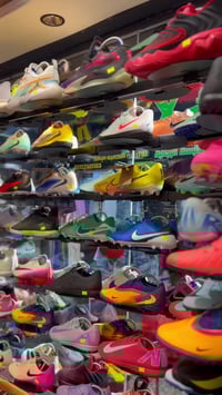 حذاء • اديداس • من المانيا