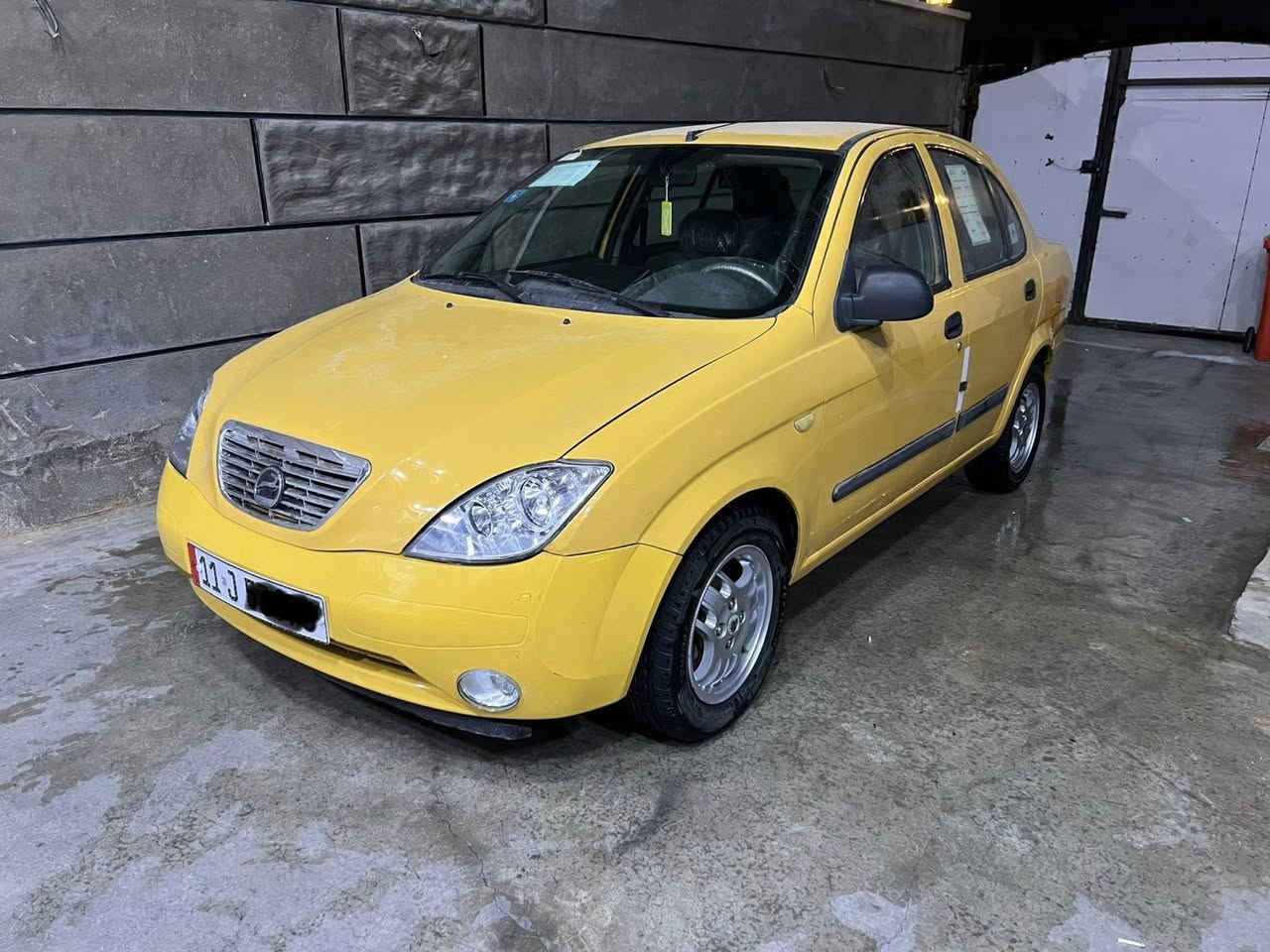 السلام عليكم
طيبة موديل 16 بلادية مكفولة لا ضربة ولا صبغ 
ماشية 144 جاهزة مصفرة هيئة وغرامات تحويل مباشر السعر 43 مكان بغداد مدينة الصدر اي استفسار ***********
