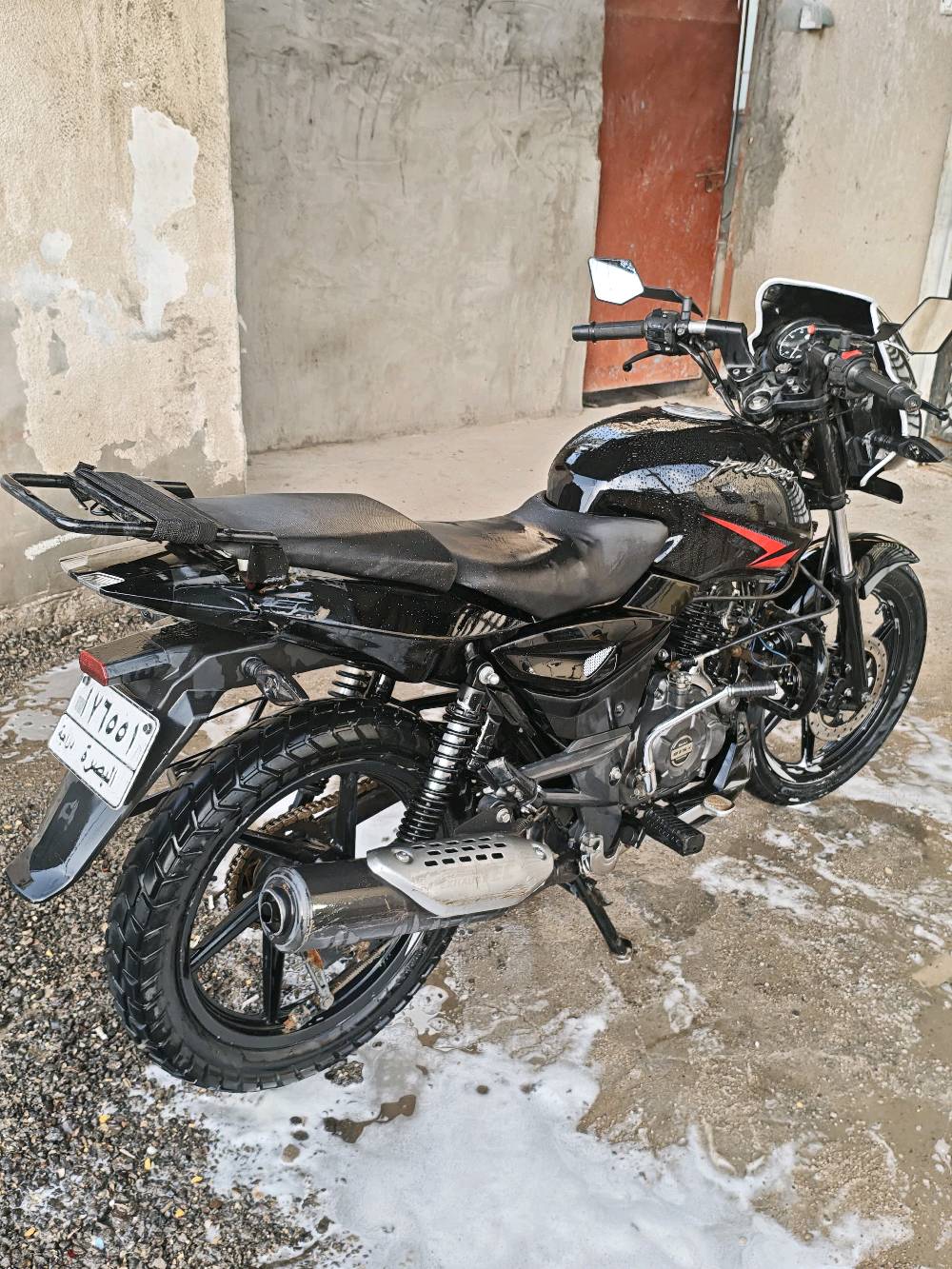 دراجة بولسر نيون 150 CC مجفته مىه وحده غراض شركة 

العنوان البصره ابي الخصيب حمدان 