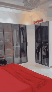 سلام عليكم غرفه للبيع مكانه بغداد جديده سعره مليون ميتين وبيه مجال ***********
