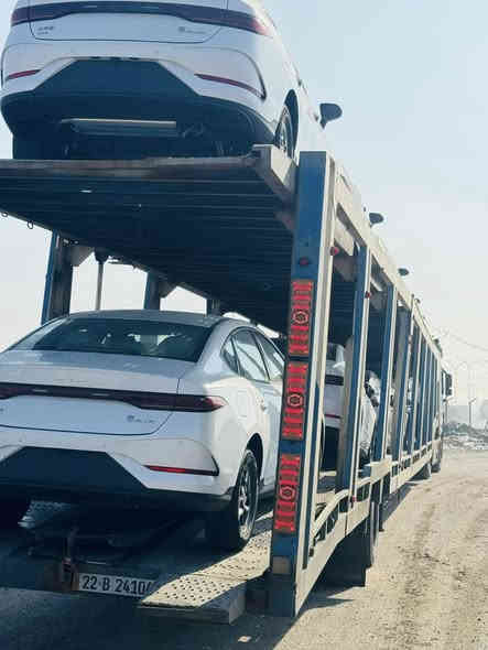 BYD Qin plus   💥 الداخل الابيض 
انتباه 🔴🔴🔴 موديل 2025 

🟩 السعر : 18,700,000  مليون دينار عراقي 

   ♦️ انتبه هاي داخله أبيض مو اسود قطع قليله تجي ♦️
 
سيارة سيدان مدمجة بنظام هايبرد🔥 PHEV 
تجمع بين محرك بنزين هايبرد   بلكن ومحرك كهربائي

أبرز المواصفات :

🛑 بطارية ليثيوم فوسفات تدعم الشحن السريع
🛑 شاشة  إنش بنظام ملاحة وتحديثات OTA
🛑 نظام صوتي بـ6 مكبرات صوت + ميزة الكاريوكي
🛑  حساسات وكاميرا خلفية – مثبت سرعة – مقاعد جلد 
🛑  تصميم خارجي عصري بمصابيح LED ومقصورة عازلة للصوت
 
المواصفات 
حساس خلفي 
كامراة خلفية دوارة 
اوتو هولد
تشغيل السياره بصمه مع دخول ذكي
مقاعد جلد 
لايت زينون 
لد نهاري LED
بك لايتLED
3انضمة للقيادة 
مانع تزحلق
مثبت سرعه 
تشغيل عن بعد 
شاشة ذكية تدعم جميع البرامج
 سعة الخزان 65 لتر  اتمشيك 2100 
🔥 السعر 18:700,000 🔥

ــــــــــــــــــــــــــــــــــــــــــــــــــــــــــــــــــــــــــ
📍عنوانه بغداد  معارض البياع المدخل الرئيسي مقابل محطه وقود السيديه 

أوقات الدوام من 9 صباحا الى 9 ليلا 
ــــــــــــــــــــــــــــــــــــــــــــــــــــــــــــــــــــــــــــــ
للاستفسار 
***********
***********
***********
