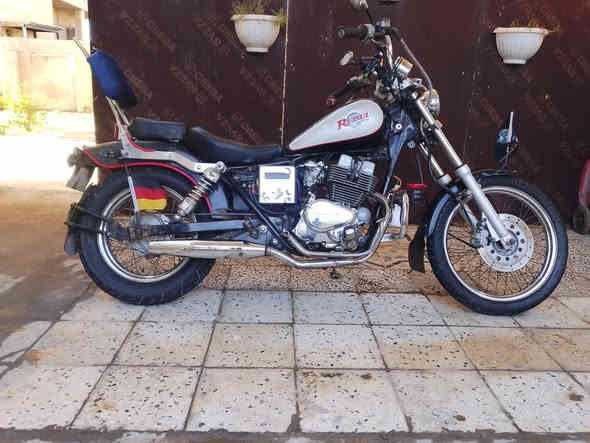 السلام عليكم شباب دراجة هارلي ريبل اللبيع
دراجة خير من الله ما ناقصهة شي جاهزة كهربائيات شغالة نكرة سلف بكل وقت  اوراق كاملة مكان بغداد  السعر 950وبيهة مجال   تواصل بي واتساب ***********📞ومتواجد عل فيس العلم الدراجة  بيهة صوت تفيلس قليللل
