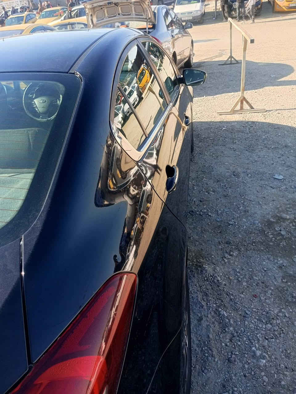 السلام عليكم
كيا فورتي موديل 2017s فوول عدا الفتحة رقم بغداد باسمي قطعة وحدة جهىة السايق الجاملغ الموضح بال الصورة كلير ماشية 129 السيارة بيها كازكيت أبيع على عطلها السيارة تمشي مابيها شي كربلاء شارع السناتر 
*********** باقي التفاصيل على للاتصال
