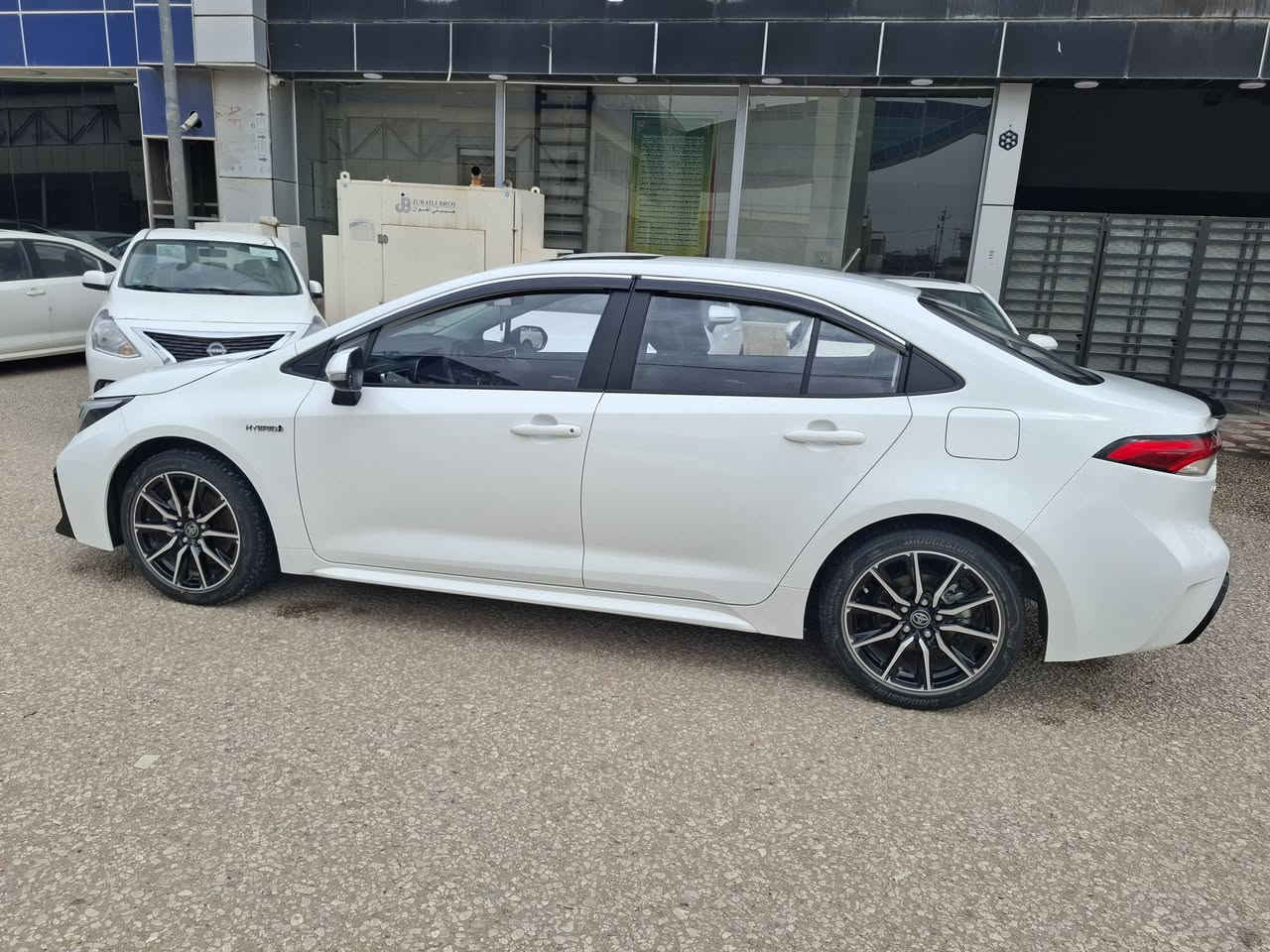 للبيع كورلا 2024 S ماشيه ٥٠ الف كفاله عامه من كلشي شرط الفحص بدون شخوط بدون رصعات رقم بغداد تحويل ثاني يوم فول مواصفات فتحه بصمه جلد اصلي كشن كهرباء رادار السعر ١٤٧ ورقه مجالها بسيط *********** السياره بالحله بصمتين كتلوكات اسبير مانازل
