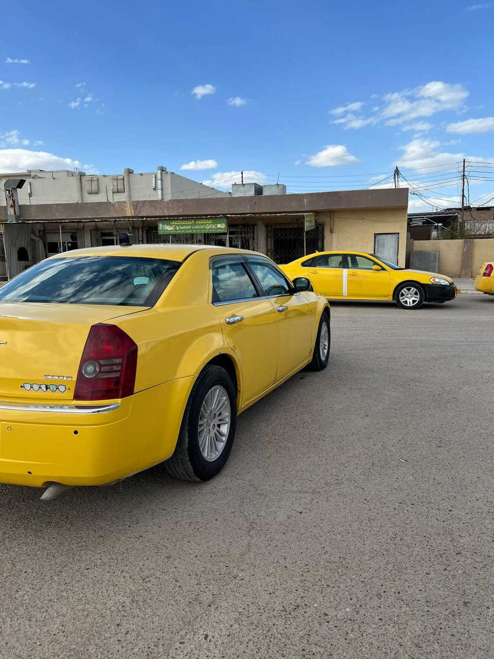 سلام عليكم /مكلف بنشر
رمضان كريم اوباما موديل 2009رقم بغداد دولي بسمنه
مكينه جديده قبل شهر شدينها الصدر 80بل ميه حادثه جاملغ وبنيد بدون دواخل  السياره يرادله صبغه تخم تاير 
خطه سامراء بغداد الاستفسار (‭0770 107 8113‬)مكان السياره سامراء /السعر(95)بيه مجال للشراي
