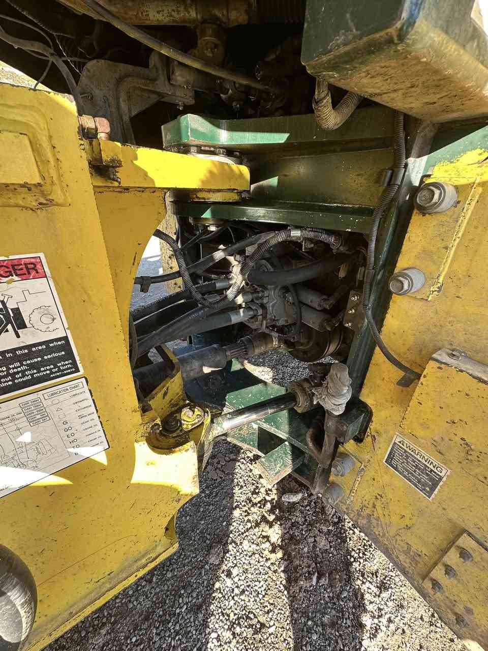 ئەم شۆفڵە بۆ فرۆشتن کەواساکی حەجم 80z مۆدیلی 1999 رەقەم سلیمانی سەنەوی بەناوی خۆمانەوەیە هەمو گیانی بەشەرت شۆفڵەکە جائیزە رەقەم تەلەفون ***********و***********
