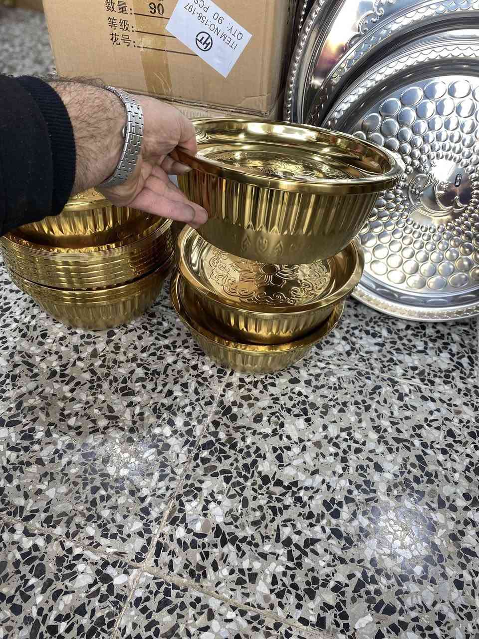 بضاعة صيني ويراني مشكل موديلات مختلفة يوجد نقليات وخدمة توصيل ***********
