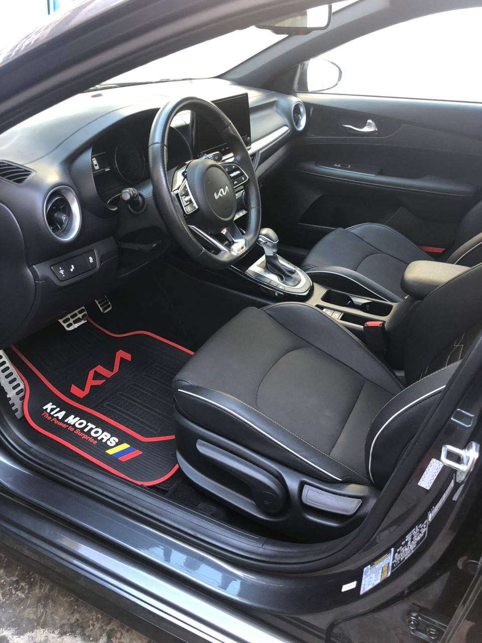 السلام عليكم 
فورتي جيتي لاين بدون فتحه 
موديل ٢٤
ماشه ٨٠٠٠
بدون ارباك  السعر ١٦٣
صور حادث بل منشور 
عنوان بغداد  ***********
