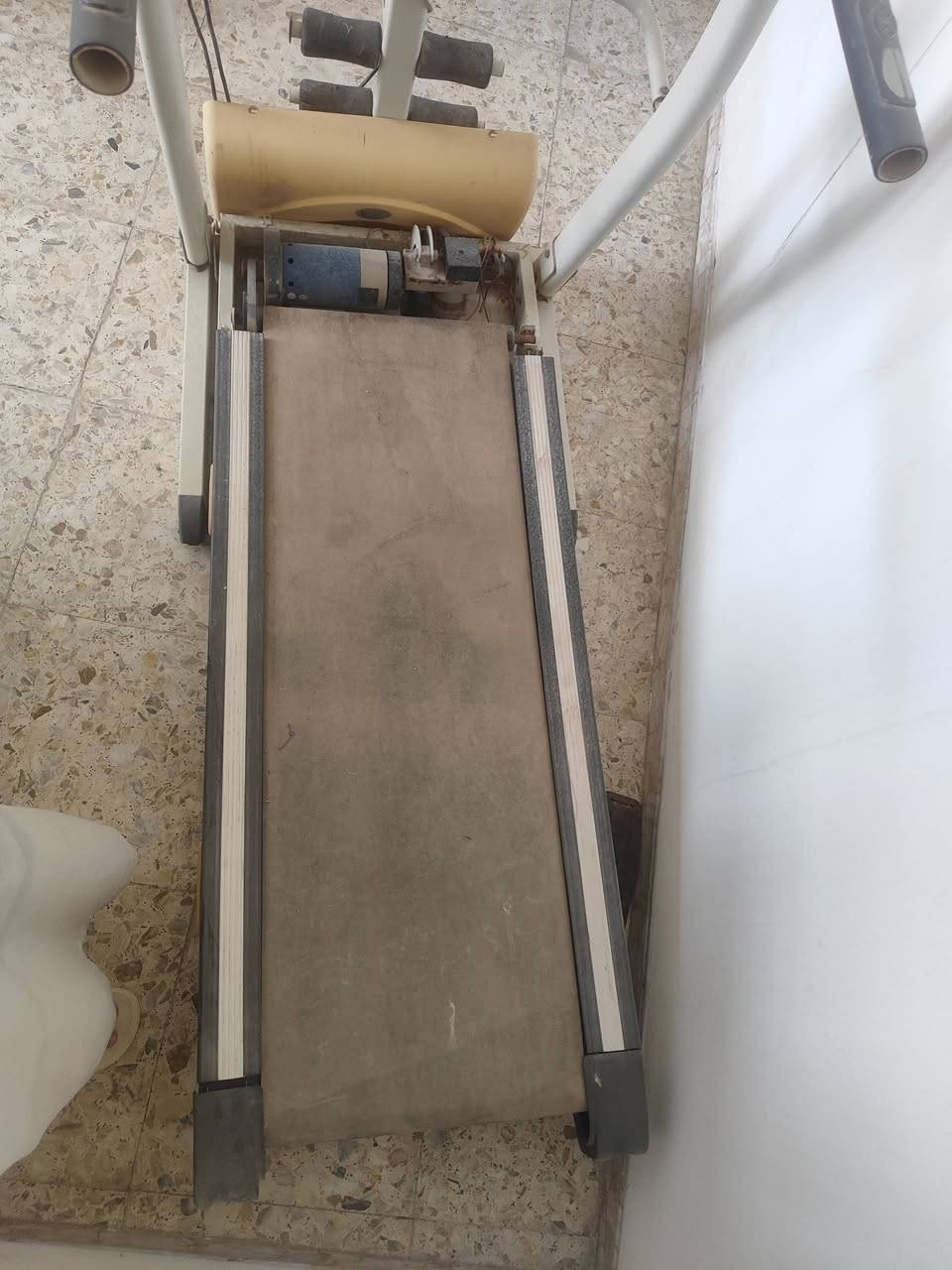 حط سعر وبلعافيه عليك


**إذا كنت صاحب هذا الإعلان وتريد حذفه لأي سبب، رجاءا أرسل رسالة إلى الدعم الفني**