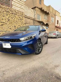 فورتي 24 رقم بغداد انكليزي باسمي السيارة مداور ثاني يوم  وارد امريكي م...