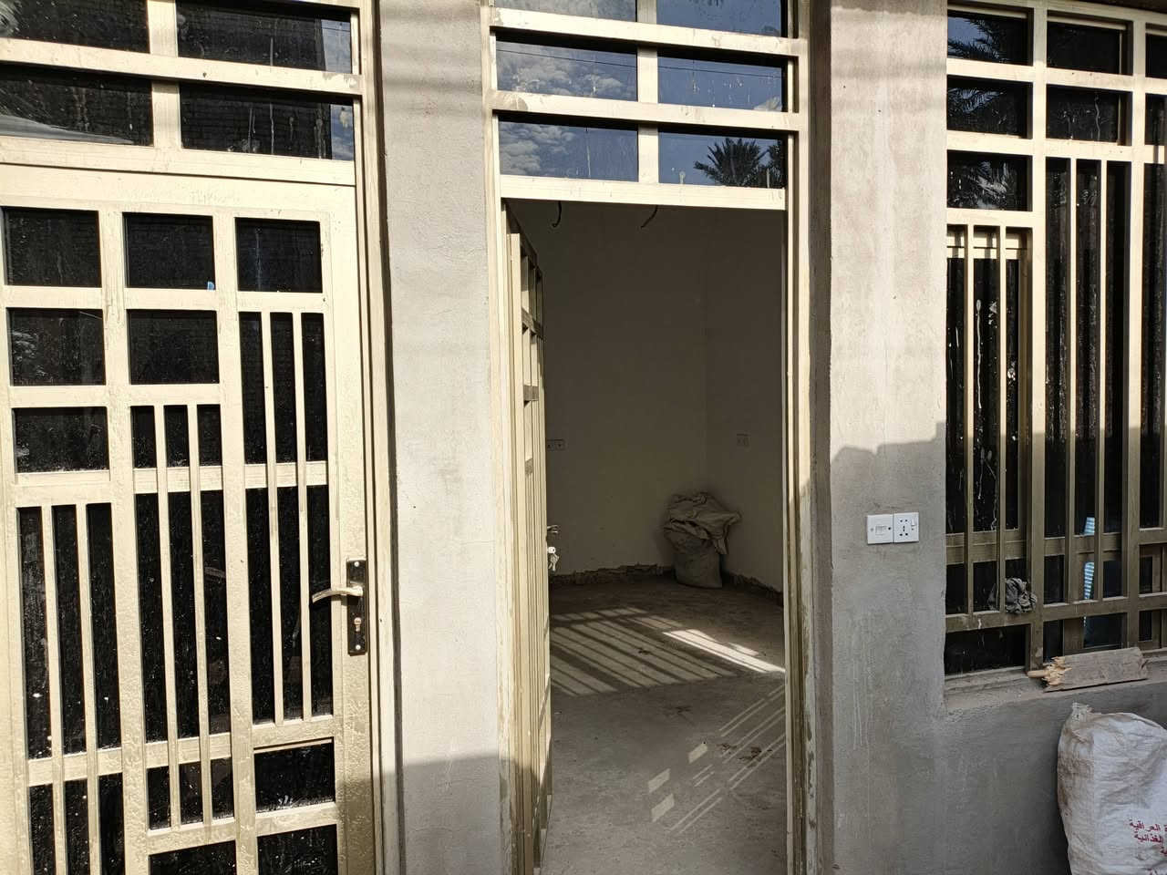 سلام عليكم بيت ليجار شارع عشرين شارع الساده ***********
