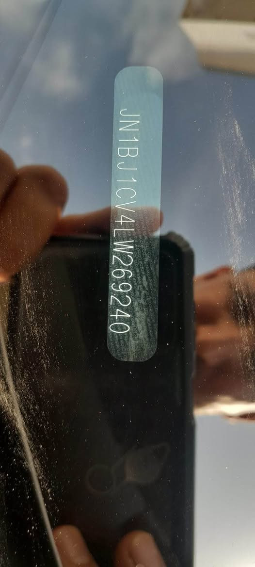 روج 2020 سپورت رەنگ سلڤەر یەک پارچەی بونیت بی ناو گرتن 93هەزار روشتوە مواسفات SV کامیرە و تحدید سورعە و رادار سەنەوی تازەیە تا2027 گیرومەکینە بەشەرت سعری 167 معامەلە 
***********
*********** كركوك, العراق
