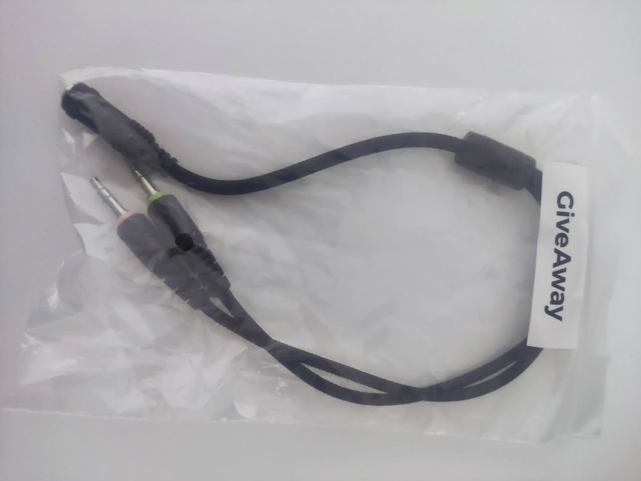 السلام عليكم
( للبيع )سماعة ماركة Mpow محيطية عزل جيد مقاومة للكسر النضافة 95٪ اطوني سعر بل بل يرضي الله


**إذا كنت صاحب هذا الإعلان وتريد حذفه لأي سبب، رجاءا أرسل رسالة إلى الدعم الفني**