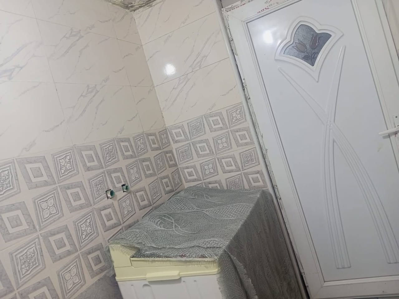 ع المبادره تطلعوعه حي الوفاء
100 متر بناء قديم
***********
