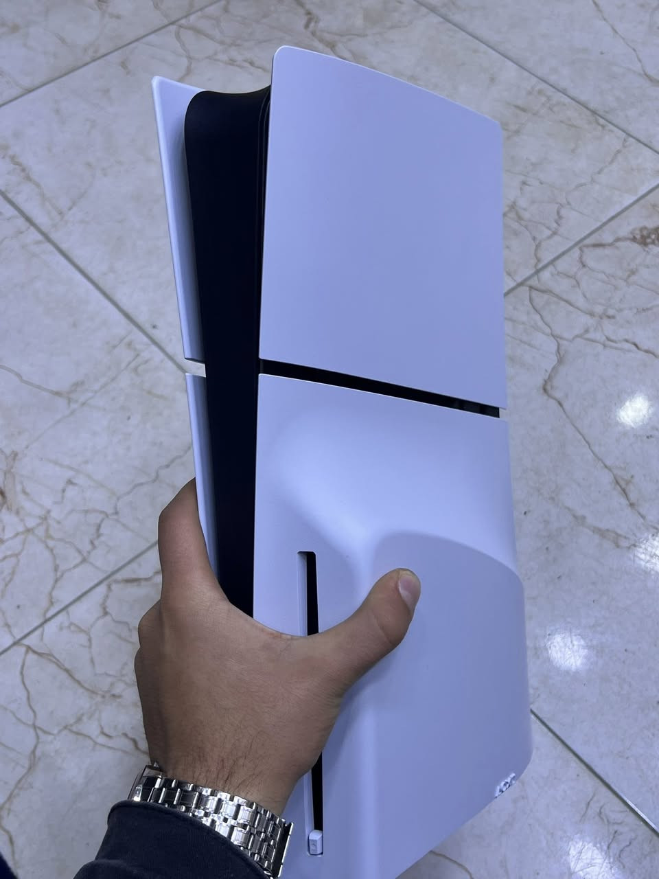 اسعار قفل 
ضمان موجود
توصيل موجود
——
فايف فات سبايدرمان ٥٨٠
فايف سلم (طافي ) اخو الجديد ٦٨٠
جويستك ايدج نظافة فول ٢٥٠
——-
واتس للحجز
***********
