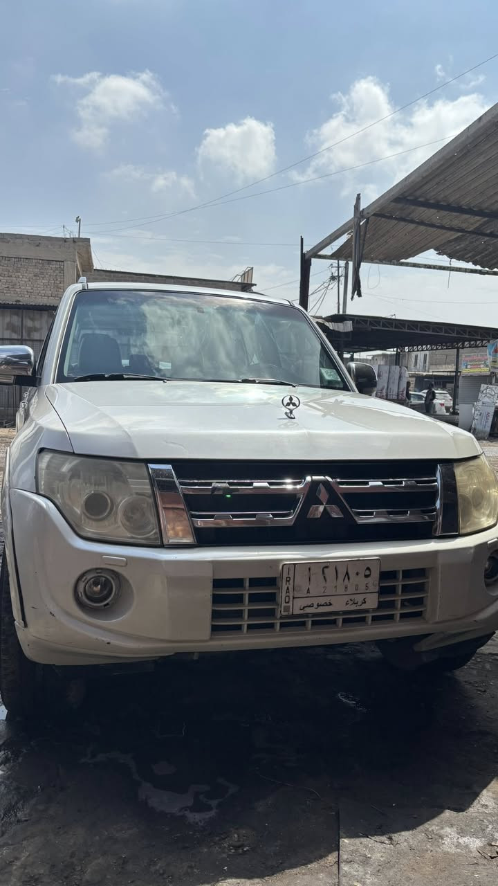 السلام عليكم
سياره باجيرو موديل 2014  سياره فول ضربتها قطعة صبغ بالجاملغ الخلفي بيها تكحيل قليل رقمها (كربلاء) سعر خاص تواصل واتساب على هذا رقم (***********)
