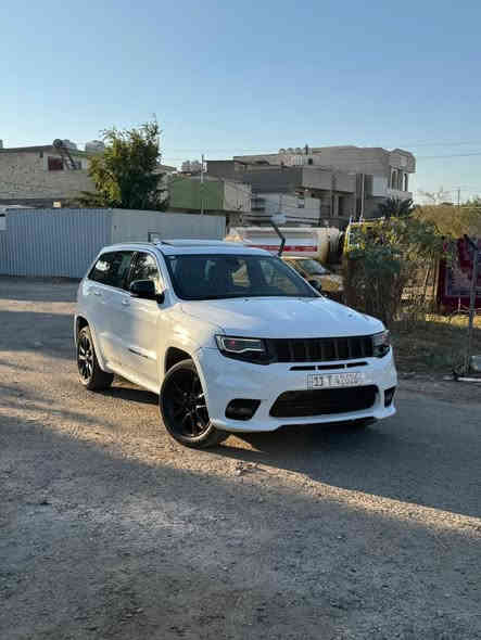 السلام عليكم 
جيب لاريدووو موديل ٢٠١٧ فوول لمتدد حادثها بلبجم السياره جاهزه من كلشي ربع ماتصرف عليها عليها عدسات عين الشيطان رقم جديد وهزه جديده السياره باسمي تحويل ثاني يوم 

عليها كت كامل اس ار تي مكفوله من الكص والسرقه 

السياره كامله تشغلها وتطلع بيها للسعوديه مسويلها ادامه عامه للسياره جديده 

السعر ٢٢٥ وبيها مجال للطيبين 

*********** رقمي
