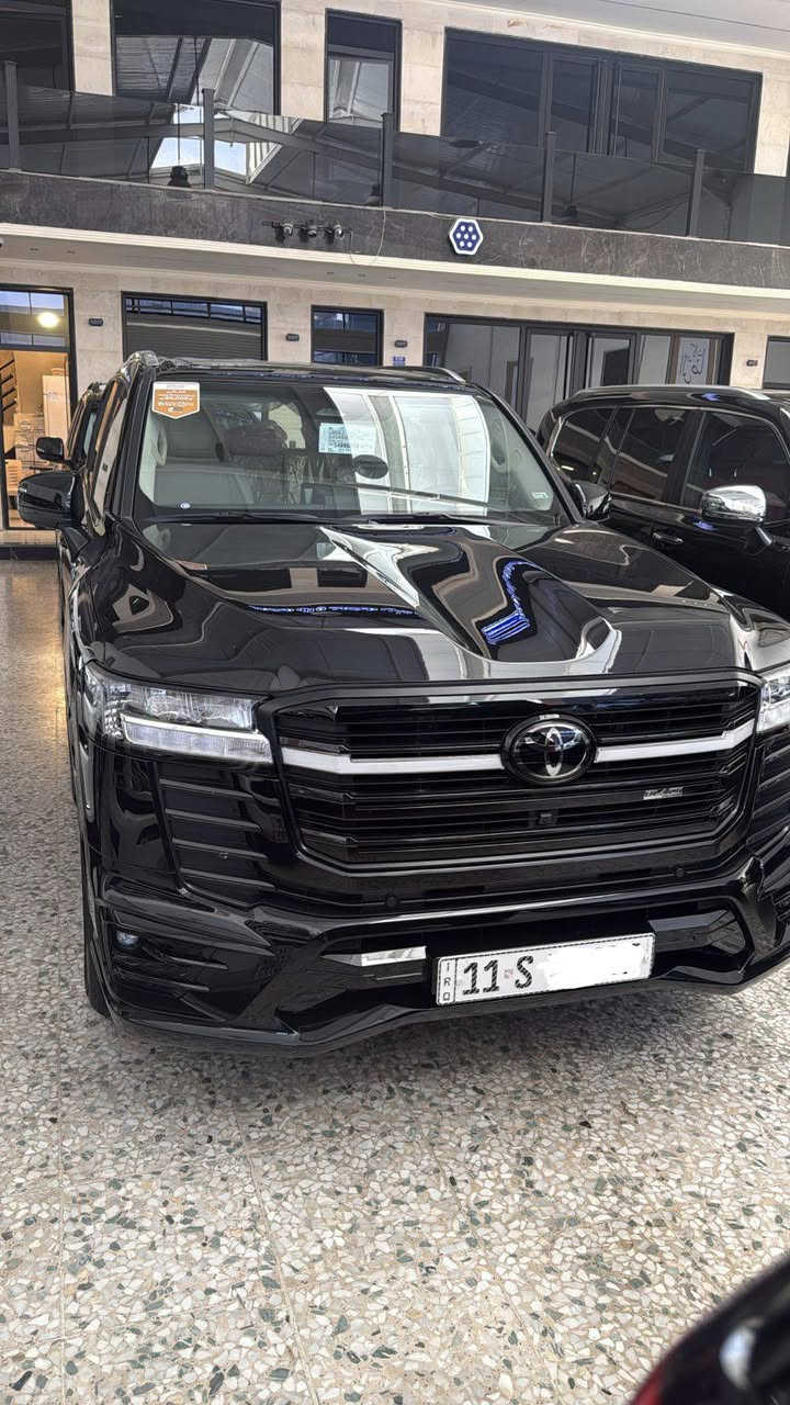 لانكروز 2025 GXR بلاك اديشن لمتد ساز TTS
✨ ماشيه 2000 كيلو فقط (زيرو بمعنى الكلمة)
✨ مواصفات عالية وتجهيز كامل
✨ لون وشكل بلاك اديشن يخبل
السيارة نظيفة جداً، استعمال خفيف جداً وكأنها جديدة من الوكالة.
💰 السعر المطلوب: 78/500
📞 للجادين فقط: ***********
