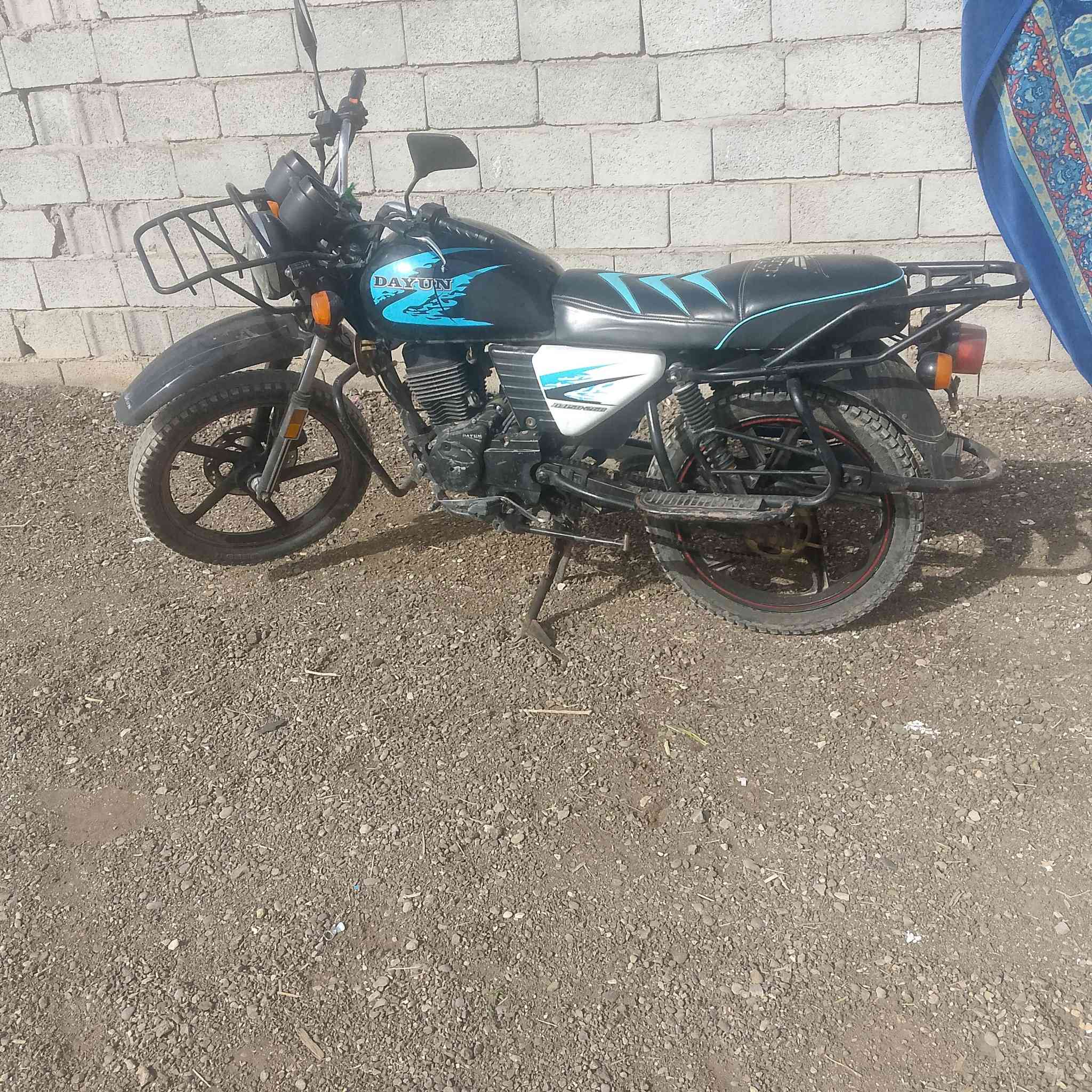 دراجه دايوان فحل 2022 اوراق أصولي مكفول محرك بجيس شكل الرياضي مكان واسط السعر 1250 وبي مجال ***********
