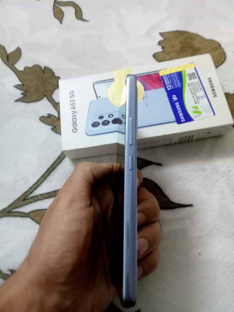 جهاز samsung a53نظيف كلش وعلى الفحص لا مفتوح ولا شي ذاكرة 256سلاسة فول والجهاز غني عن التعريف ملحقانة كارتونة فقط 
سعر 220،مكاني بغداد حي الجهاد 
*********** بغداد, العراق
