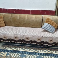 ديوان • للبيع • مجال بسيط