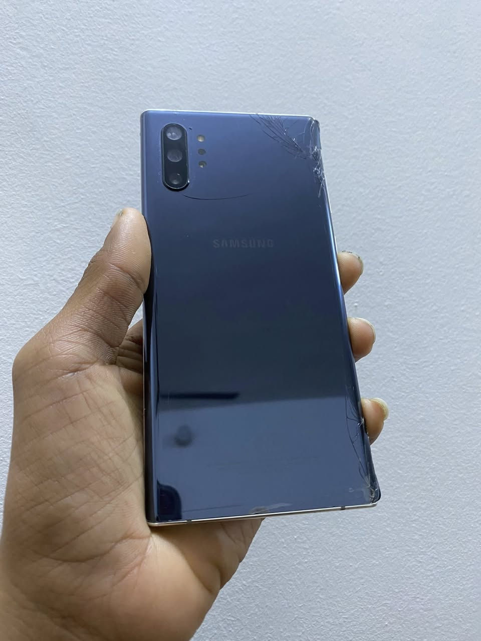 السلام عليكم
Samsung Note 10 plus

نوت ١٠ بلس 

جهاز اصلي شرق اوسط 

ذاكرة 256 / رام12

كامرات يحتاجن سوفت

كاميرا أمامية 10mp

شاشة حجم 6.8

سعة البطارية 4300

السماعات ستريو أعلى واسفل

 مواصفاته معروفة 

الجهاز فول نظافه

فطر شاشه وضهر ممثر بشي

سعر 135

م صلاح دين. 

***********
