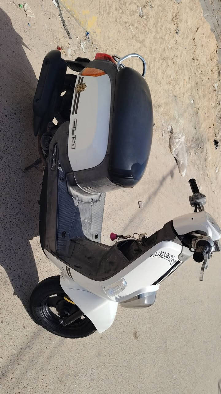 سلام عليكم
بوليس كابريته للبع موديل 2007 الدرجه فول نضافه كامله سلف هندر السعر 650 وبيهه مجال للاستفسار***********
