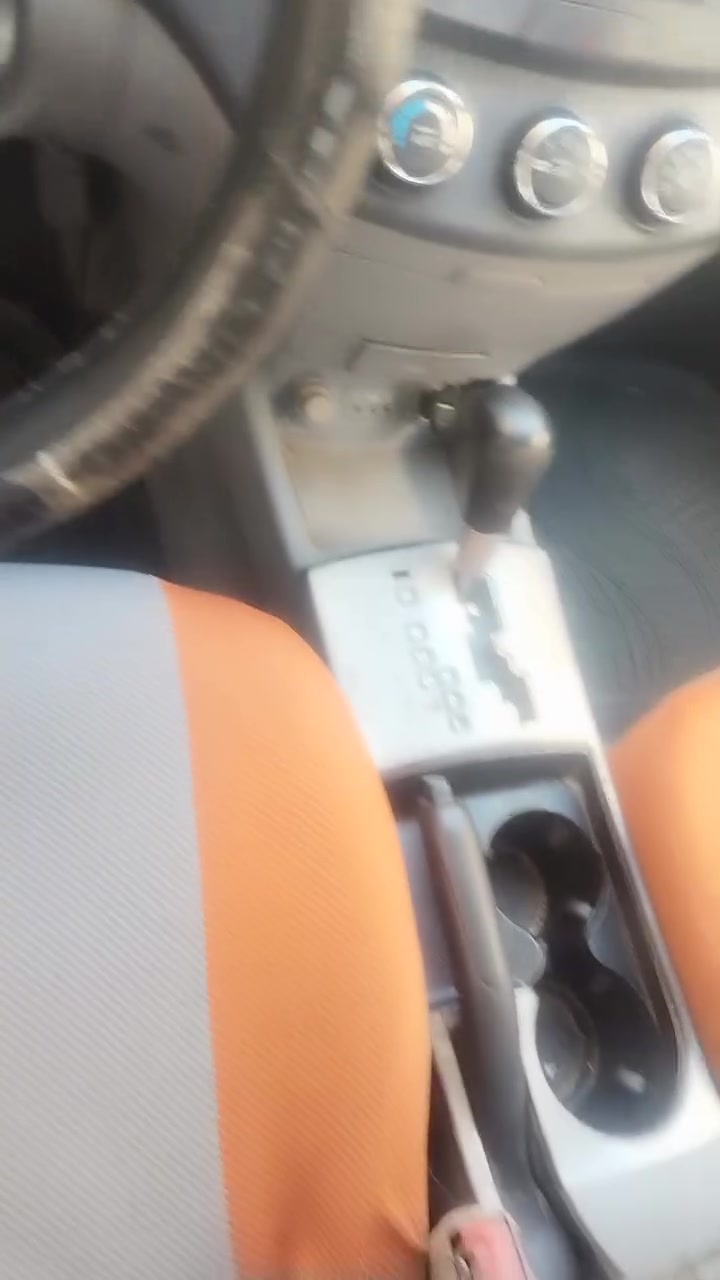 ألانتره للبيع اسود غير محدد ٢٠٠٧ فول محرك ٢٠٠٠ بيها ضربه بلجاملغ الخلفي مصبوغه حزام السياره جاهزه السعر ٨٥ ورقه و بيها مجال المكان رمادي 
للستفسار الاتصال بلرقم    ***********
