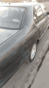 السلام عليكم لبيع بي ام 730 مكين وكير تبريد ثلج تخم تاير كهربائيّ جديد حدادي 80بل 100سيار جاهز وخير من الله سعر 20 راعيه ماوصل مكان سيار كربلاء 
***********
