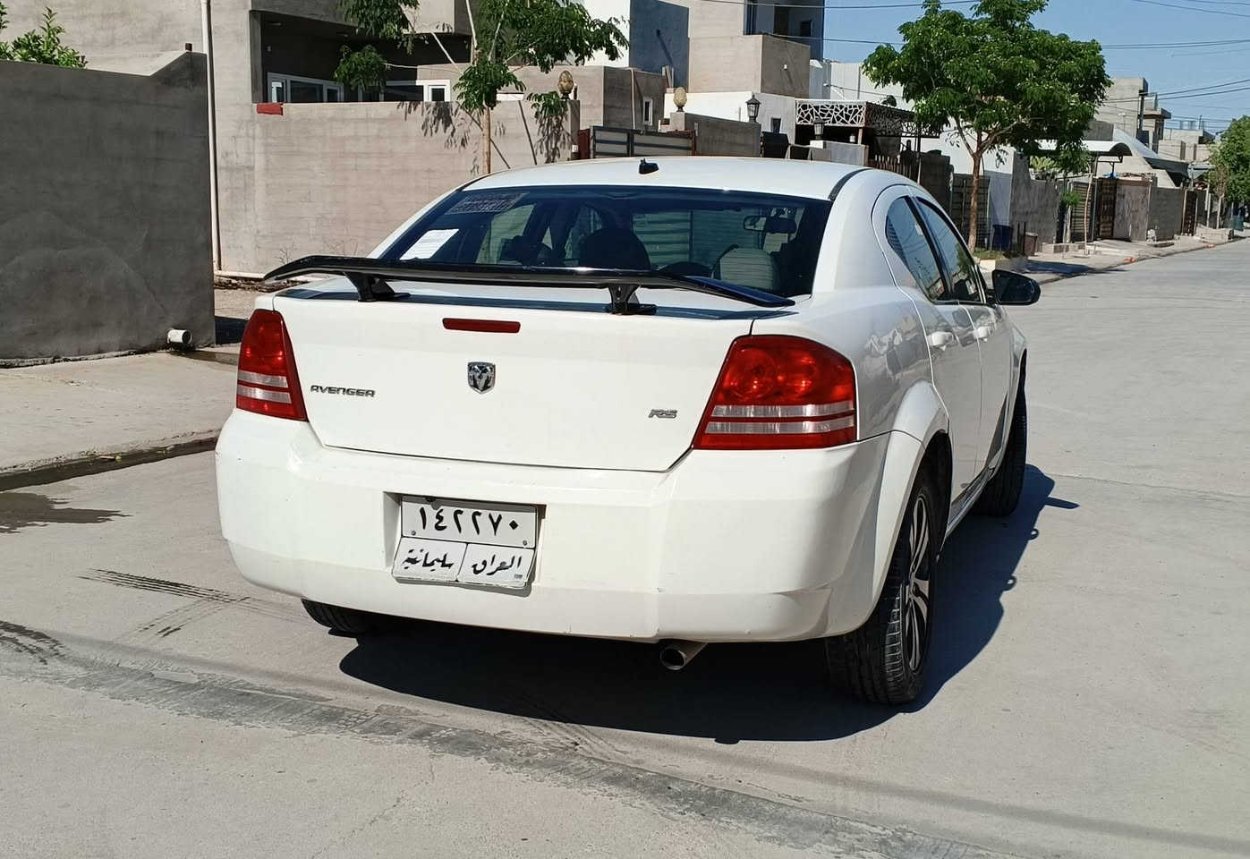Dodge avenger 2008
دوج افنجر ٢٠٠٨
بي دفتر بنزين هزة جديدة و سنوية بعد ممنتهي.
مواصفات
شاشة ، كاميرا،  تحديد سرعة. 
كير محرك شرط .
بي صفحة سكن صبخ. 
سعر 65 و بي مجال. 
موبايل ***********.
